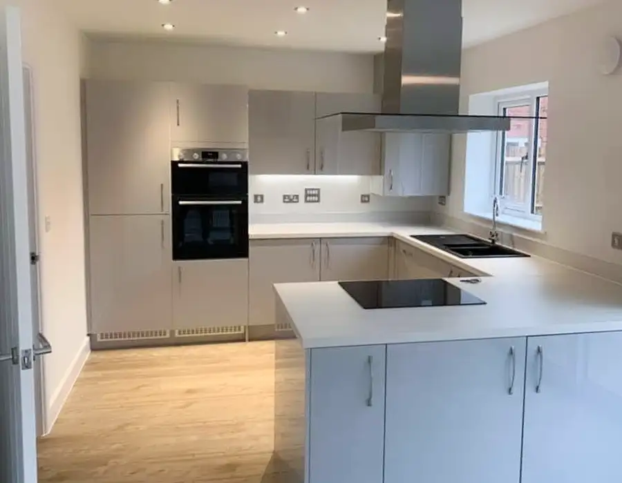 Kitchen Fitting by Chainlink Construction